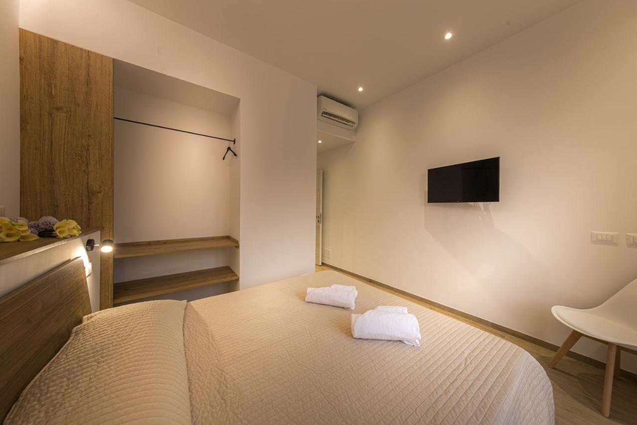 Coresi Rooms Чефалу Экстерьер фото